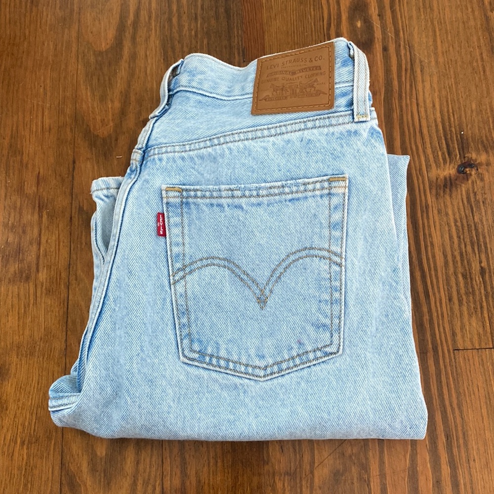 Levi’s Ribcage Jean